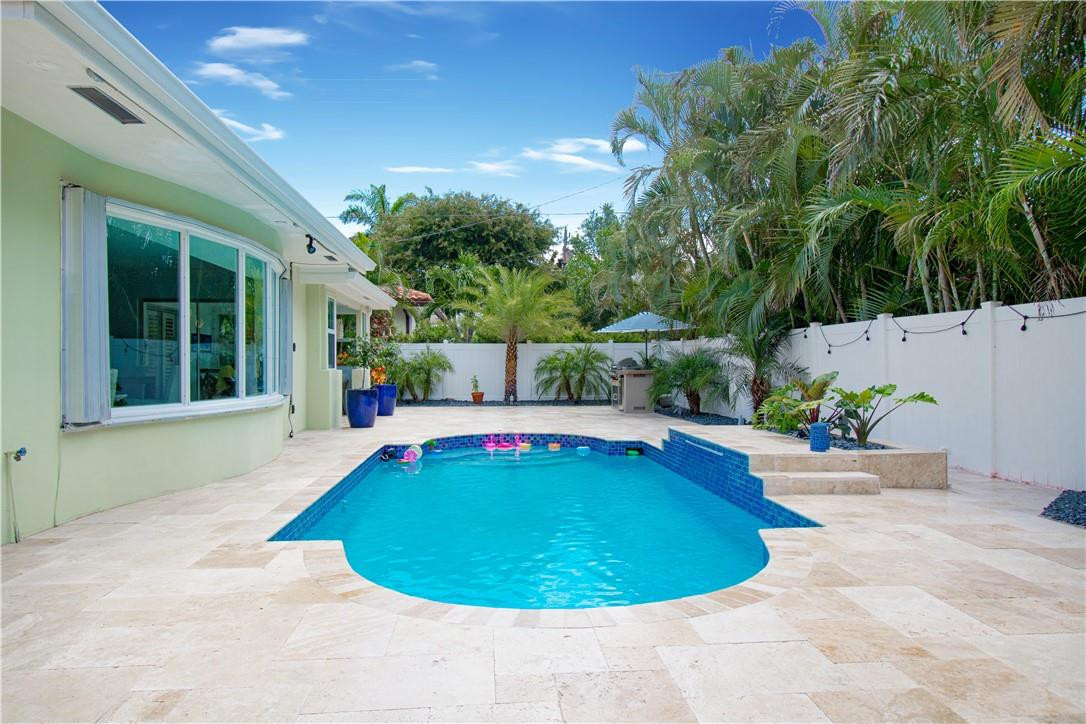 850 West Camino Real Boca Raton, FL 33486 - Photo 2 of 31 Photo 2