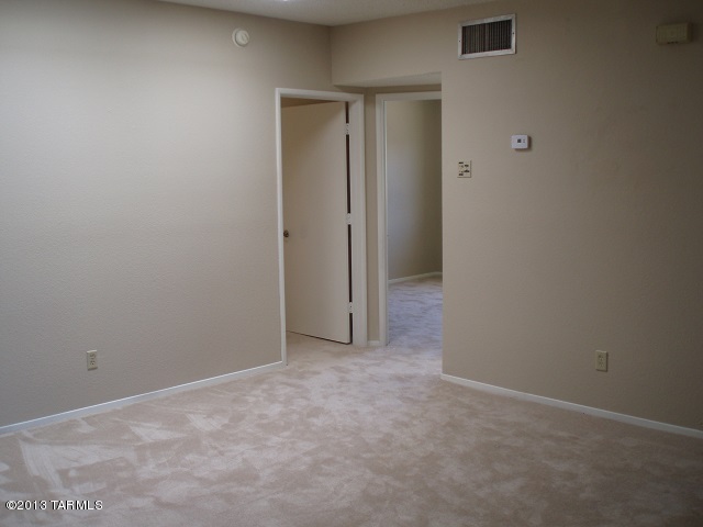 5960 East Refreshment Pass Tucson, AZ 85712 - Photo 15 of 17
