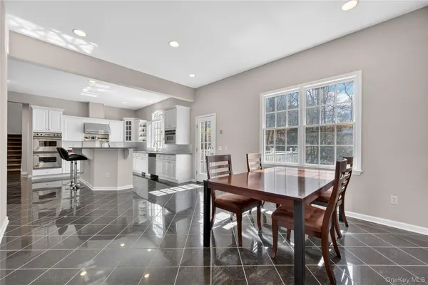 $1,350,000 | 19 Parkview Circle, Carmel, NY 10512