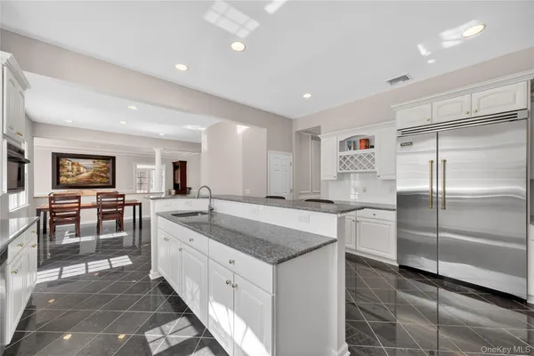 $1,350,000 | 19 Parkview Circle, Carmel, NY 10512