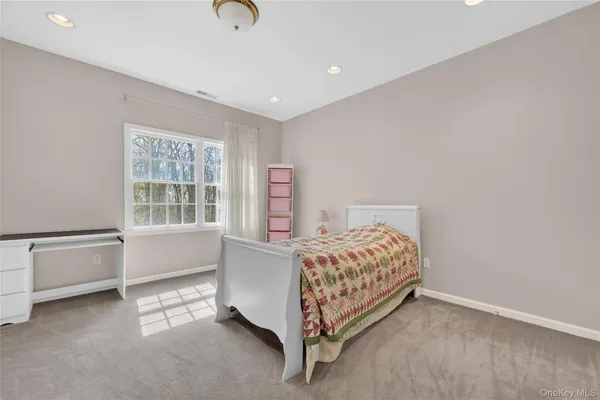 $1,350,000 | 19 Parkview Circle, Carmel, NY 10512