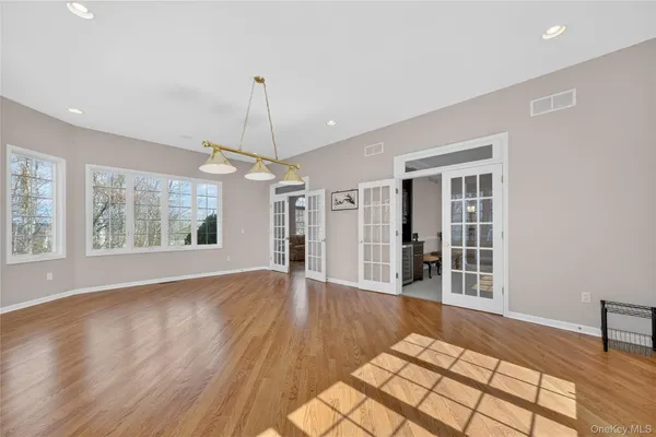 $1,350,000 | 19 Parkview Circle, Carmel, NY 10512