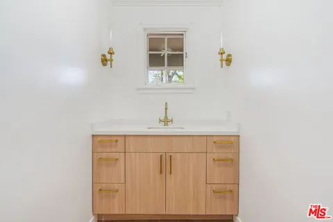 $11,995,000 | 426 Georgina Avenue, Santa Monica, CA 90402