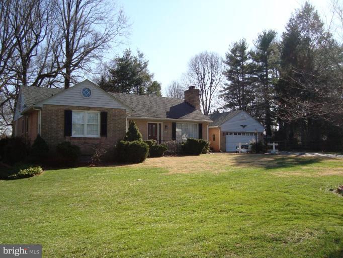 406 Merrie Lane Fallston, MD 21047 - Photo 1 of 30 Exterior (Main)