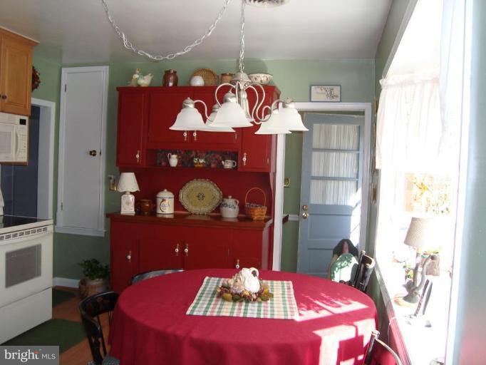 406 Merrie Lane Fallston, MD 21047 - Photo 2 of 30 Kitchen