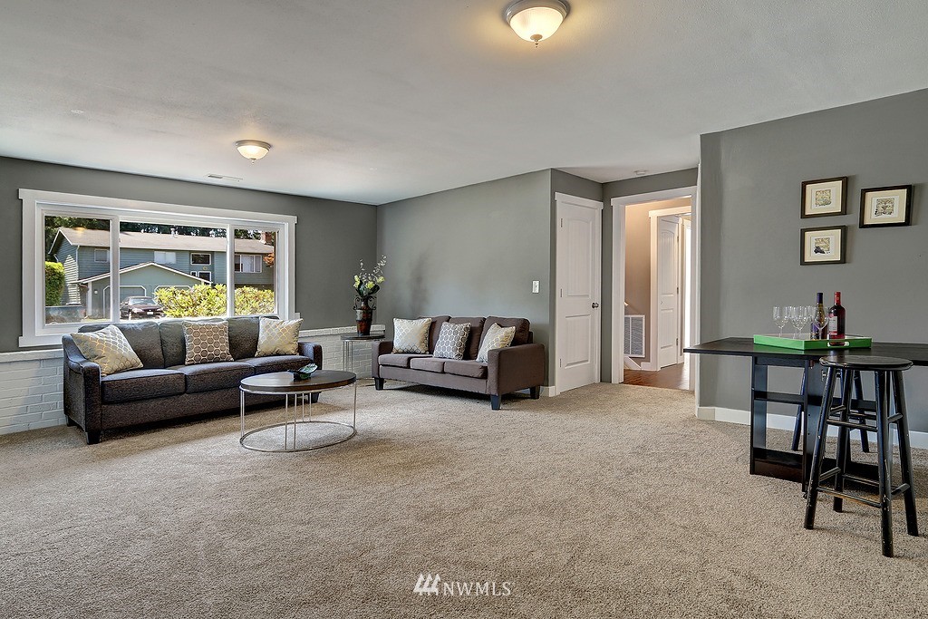 2311 165th Place Southeast Bothell, WA 98012 - Photo 18 of 25 Gallery Image 18
