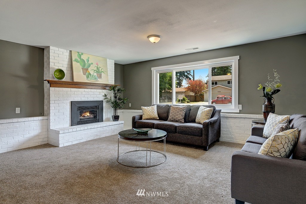 2311 165th Place Southeast Bothell, WA 98012 - Photo 19 of 25 Gallery Image 19