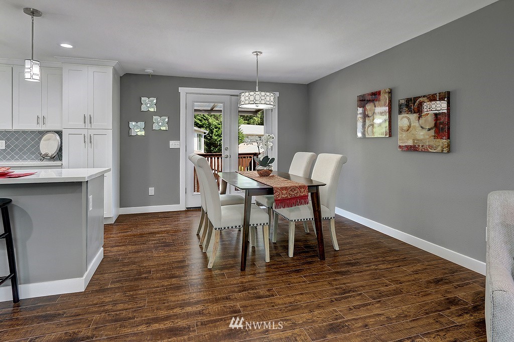 2311 165th Place Southeast Bothell, WA 98012 - Photo 6 of 25 Gallery Image 6