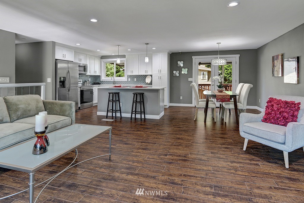 2311 165th Place Southeast Bothell, WA 98012 - Photo 8 of 25 Gallery Image 8