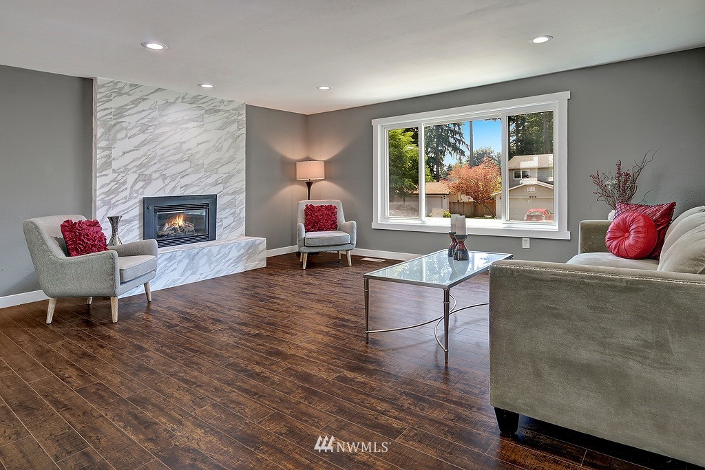 2311 165th Place Southeast Bothell, WA 98012 - Photo 9 of 25 Gallery Image 9