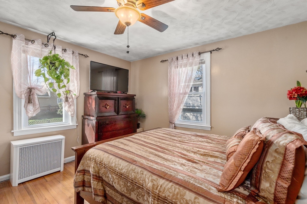 40 Manor Road Shrewsbury, MA 01545 - Photo 16 of 29