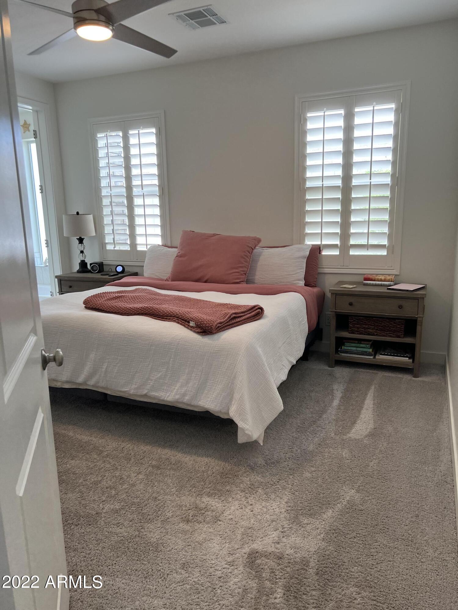 3030 North 38th Street, Unit 120 Phoenix, AZ 85018 - Photo 13 of 19 DA301F6A-A526-4565-AAA4-5A581E520857