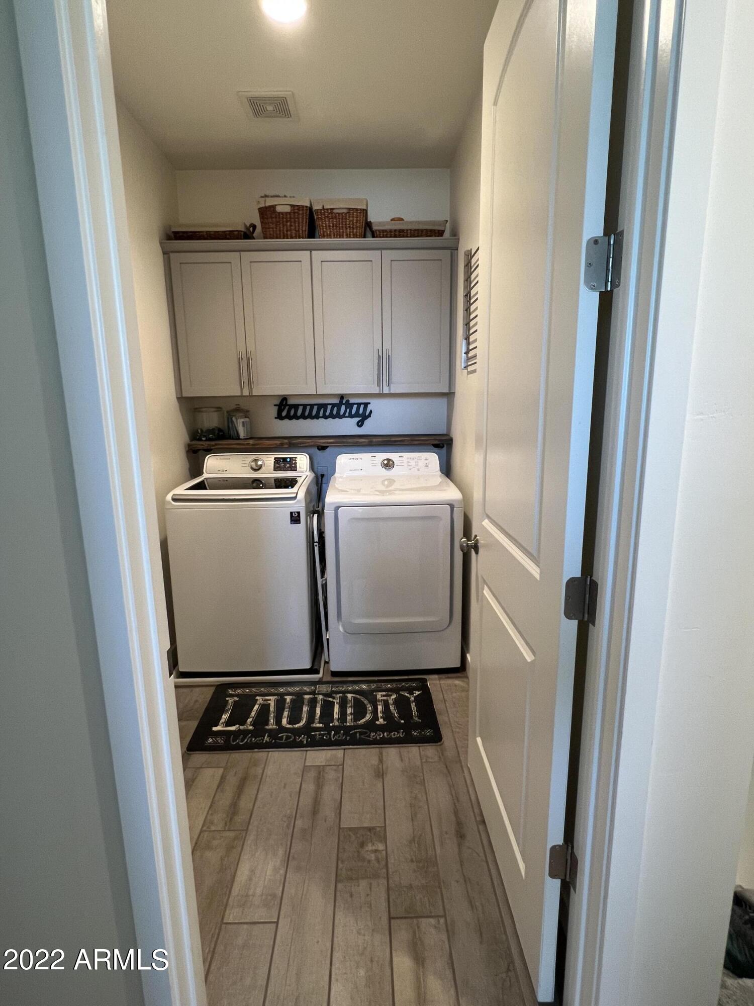 3030 North 38th Street, Unit 120 Phoenix, AZ 85018 - Photo 16 of 19 6F454A45-8966-4112-ACFD-4629FEB4A968