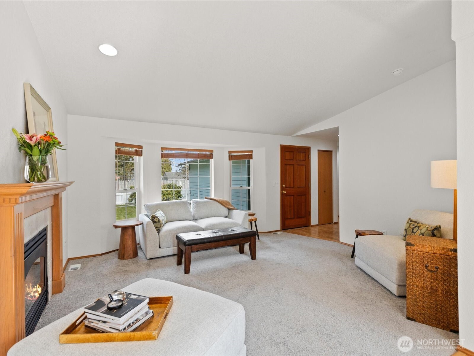 6809 Morgan Road Everett, WA 98203 - Photo 6 of 31