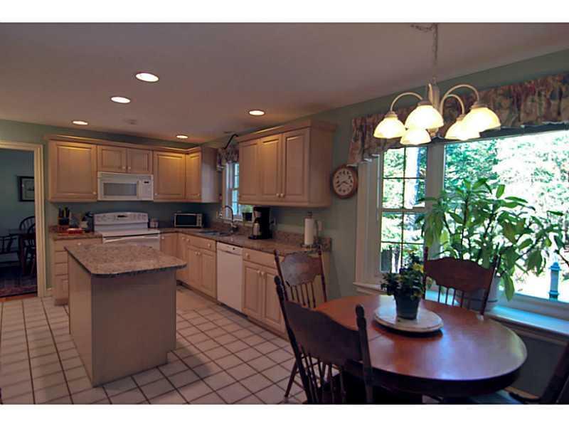 36 Cedar Ridge Yarmouth, ME 04096 - Photo 4 of 21 Kitchen. Breakfast nook