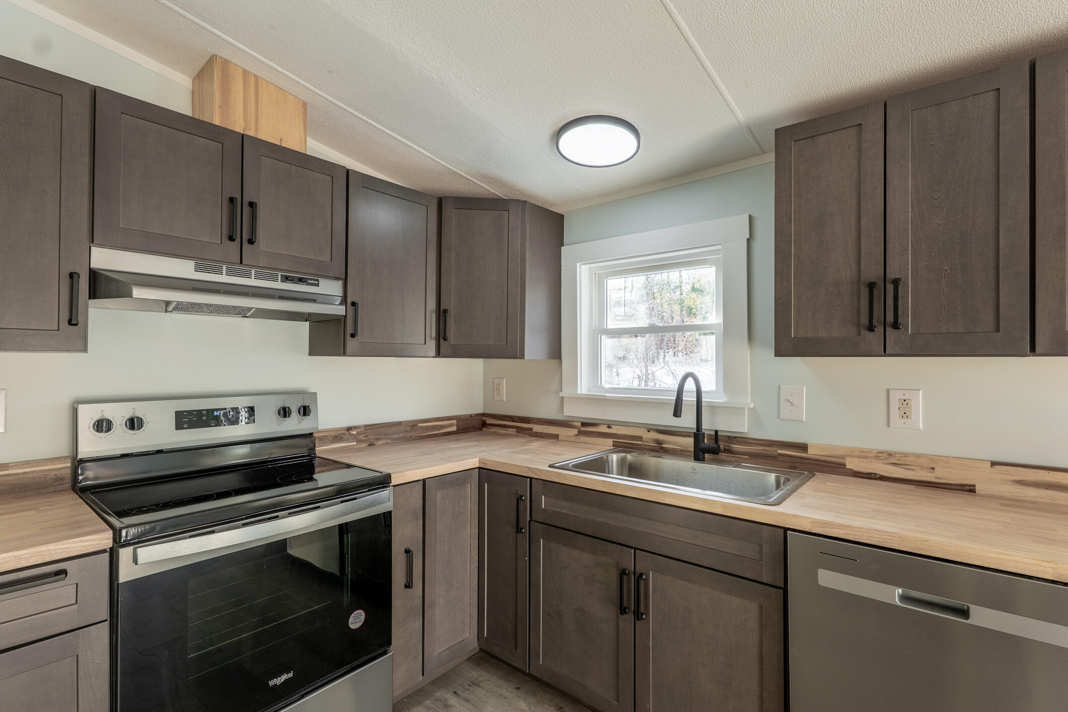 76 Upton Road Harrison, ME 04040 - Photo 6 of 49 76 Upton Harrison-29