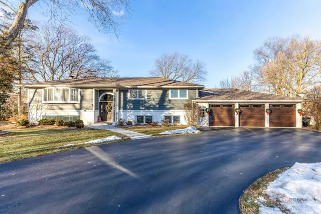 $749,900 | 950 West Hillside Street, Palatine, IL 60067