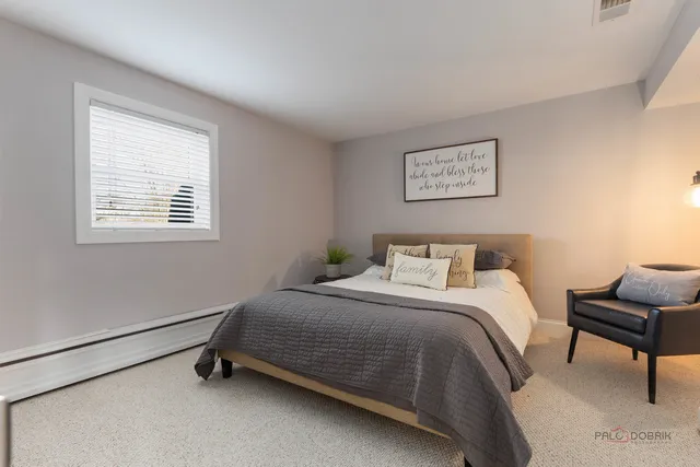 $749,900 | 950 West Hillside Street, Palatine, IL 60067