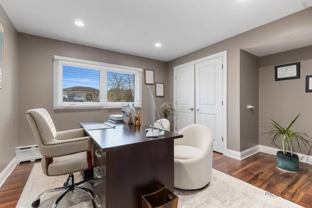 $749,900 | 950 West Hillside Street, Palatine, IL 60067