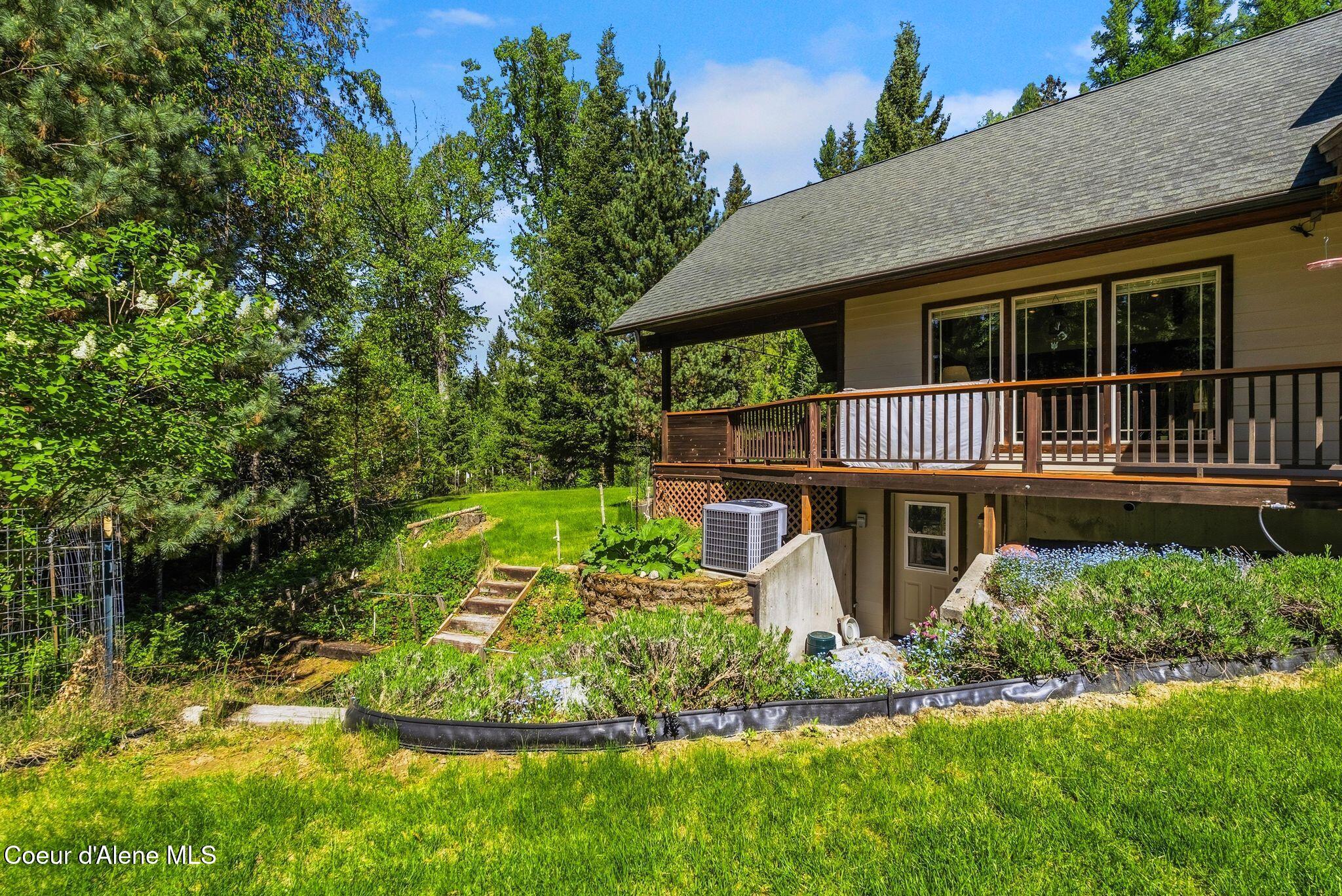 1196 Gold Creek Road Sandpoint, ID 83864 - Photo 57 of 66 .