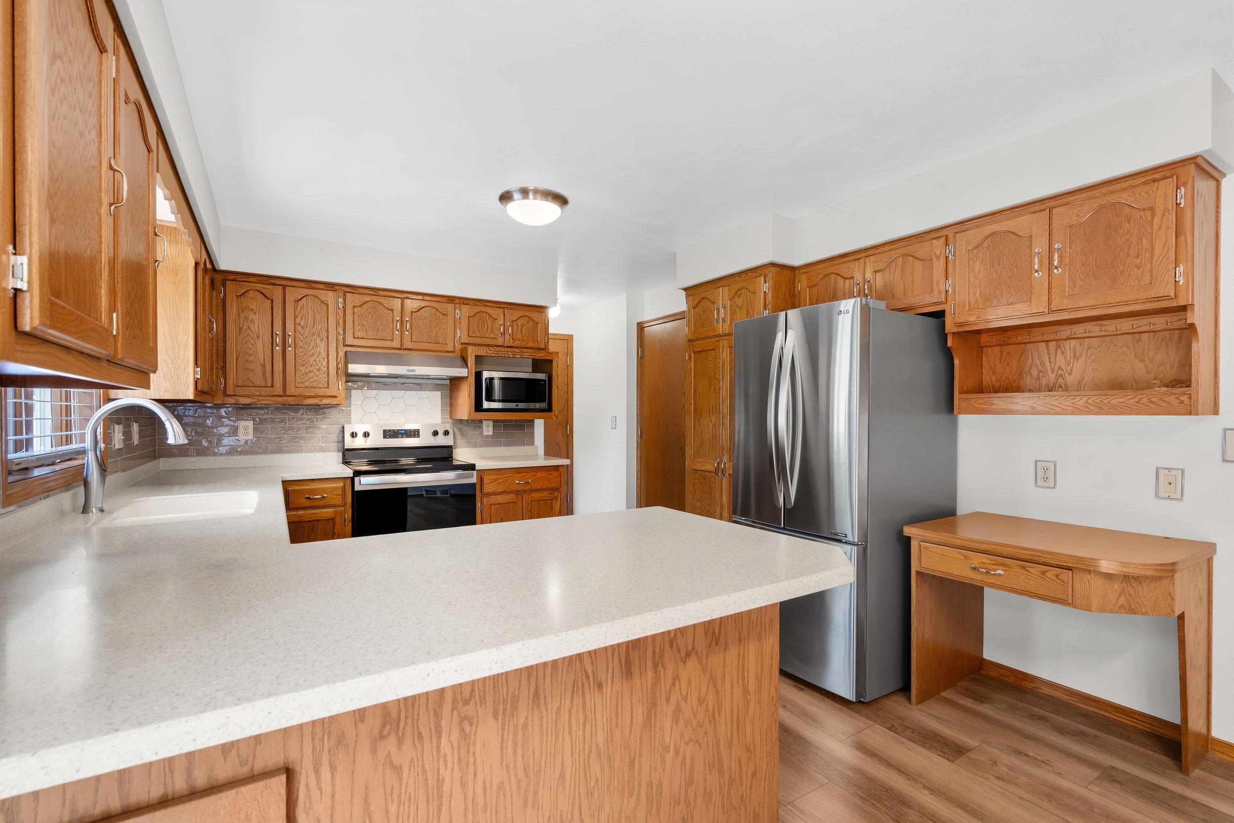 2615 West Sunnyview Circle Appleton, WI 54914 - Photo 15 of 44