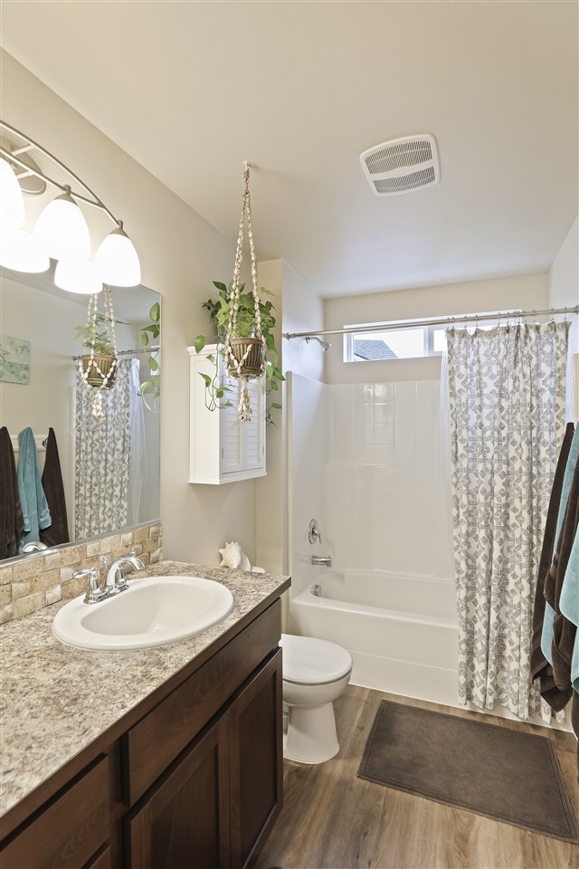 18420 Selkirk Estates Road Greenacres, WA 99016 - Photo 12 of 20 Gallery Image 12