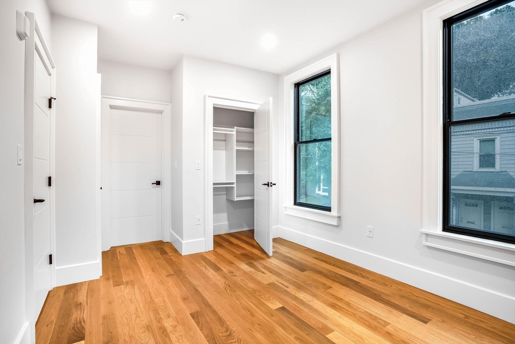 31 Mercer Street, Unit 2 Boston, MA 02127 - Photo 11 of 24