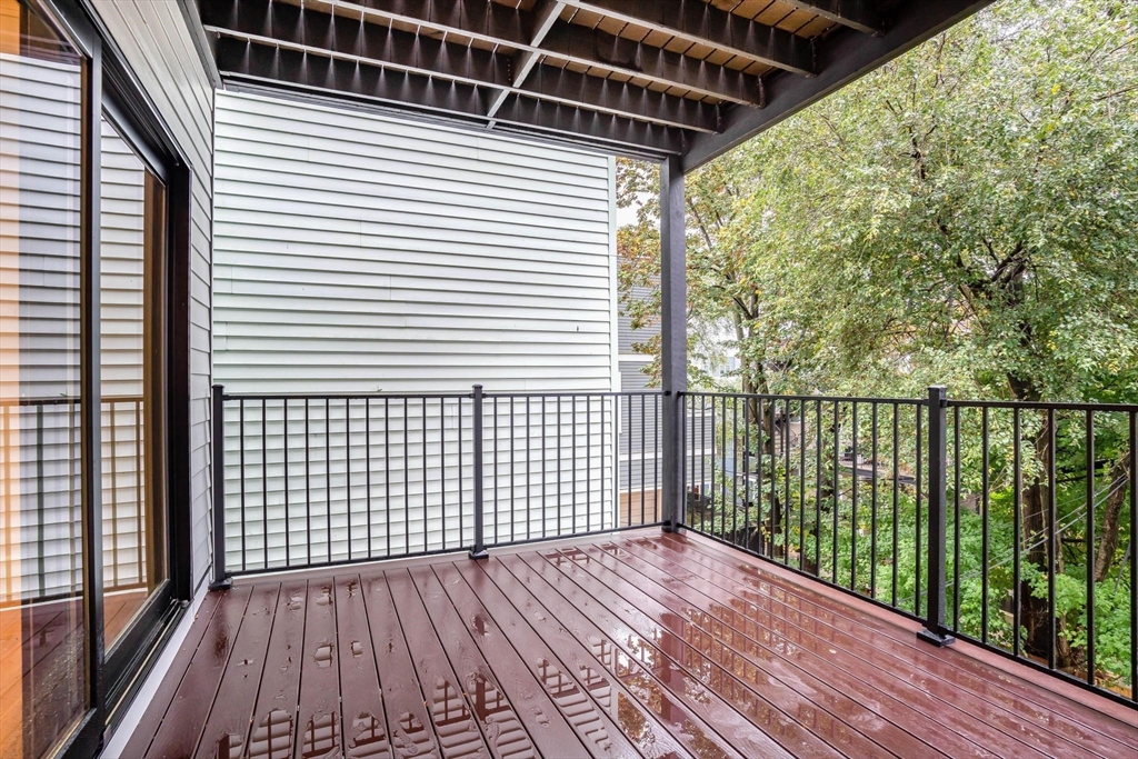 31 Mercer Street, Unit 2 Boston, MA 02127 - Photo 20 of 24