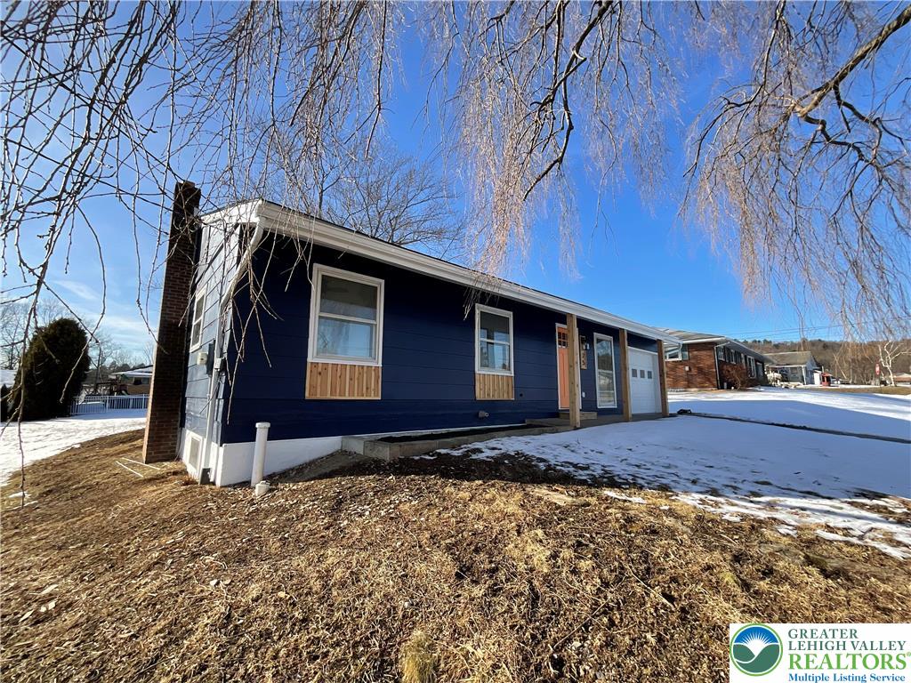 75 Center Road Lehighton, PA 18235 - Photo 4 of 7