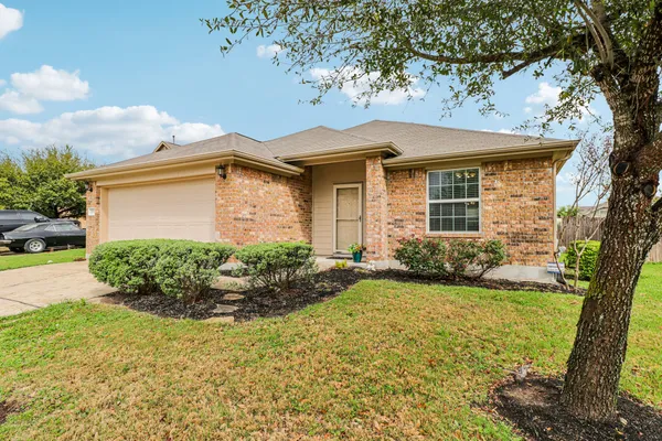 $310,000 | 109 Mollie Drive, Hutto, TX 78634