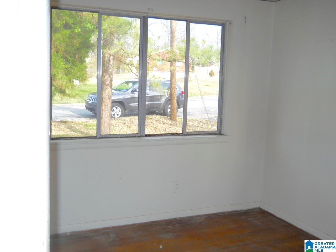756 30th Place Southwest Birmingham, AL 35221 - Photo 15 of 16