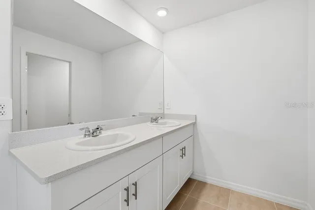 $379,999 | 13601 Tropical Breeze Way, Hudson, FL 34669