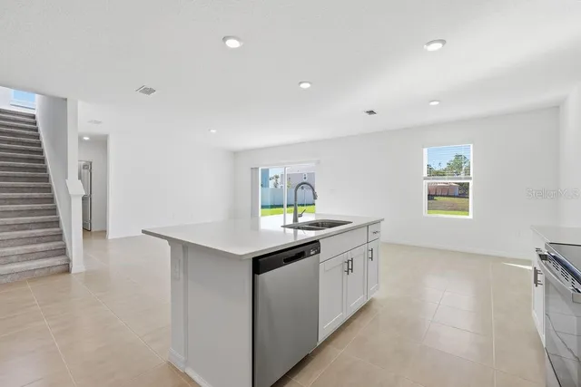 $379,999 | 13601 Tropical Breeze Way, Hudson, FL 34669