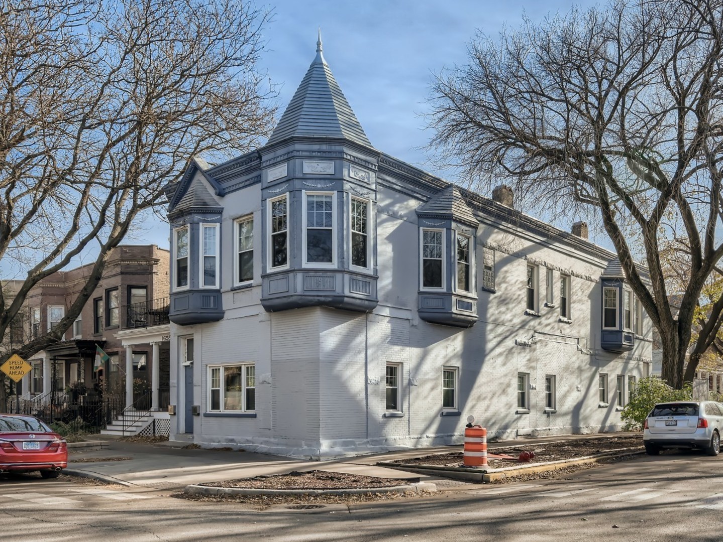 1657 West Byron St Unit 2  