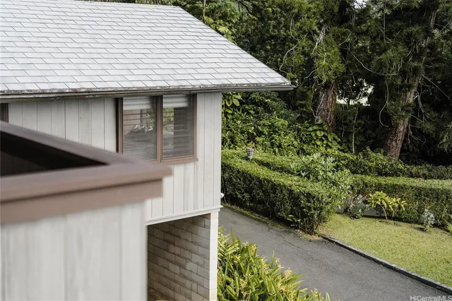 $1,698,000 | 3811 Tantalus Drive, Honolulu, HI 96822