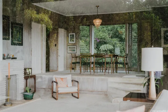 $1,698,000 | 3811 Tantalus Drive, Honolulu, HI 96822