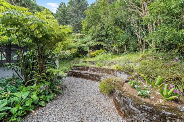 $1,698,000 | 3811 Tantalus Drive, Honolulu, HI 96822