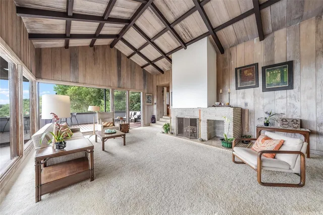 $1,698,000 | 3811 Tantalus Drive, Honolulu, HI 96822