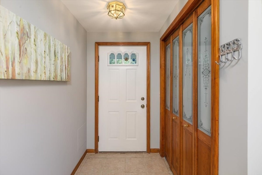 19 McDonald Road Wilmington, MA 01887 - Photo 7 of 38 Gallery Image 7