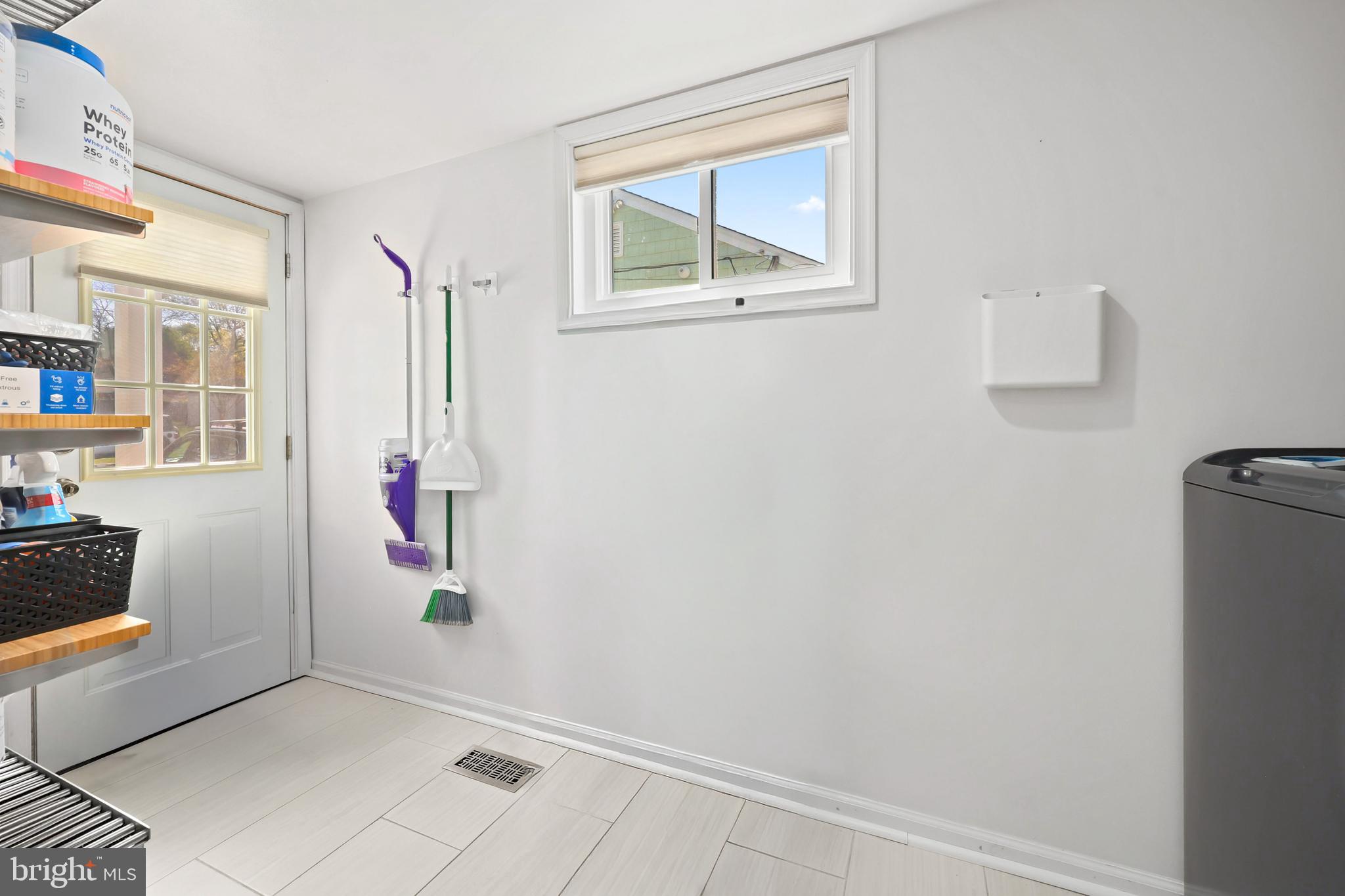 9106 Battle Street Manassas, VA 20110 - Photo 26 of 50 a view of an entryway with wooden floor