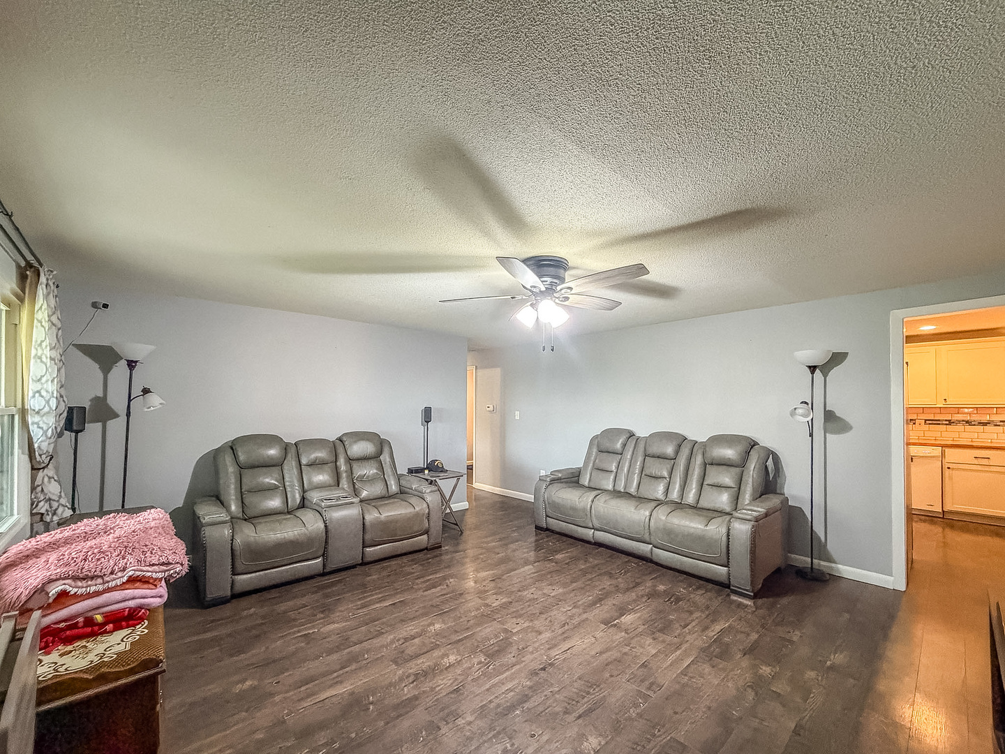 5155 Lake Road Mattoon, IL 61938 - Photo 6 of 39