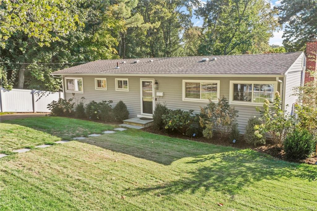 55 Vine Road, Stamford, CT 06905 Compass