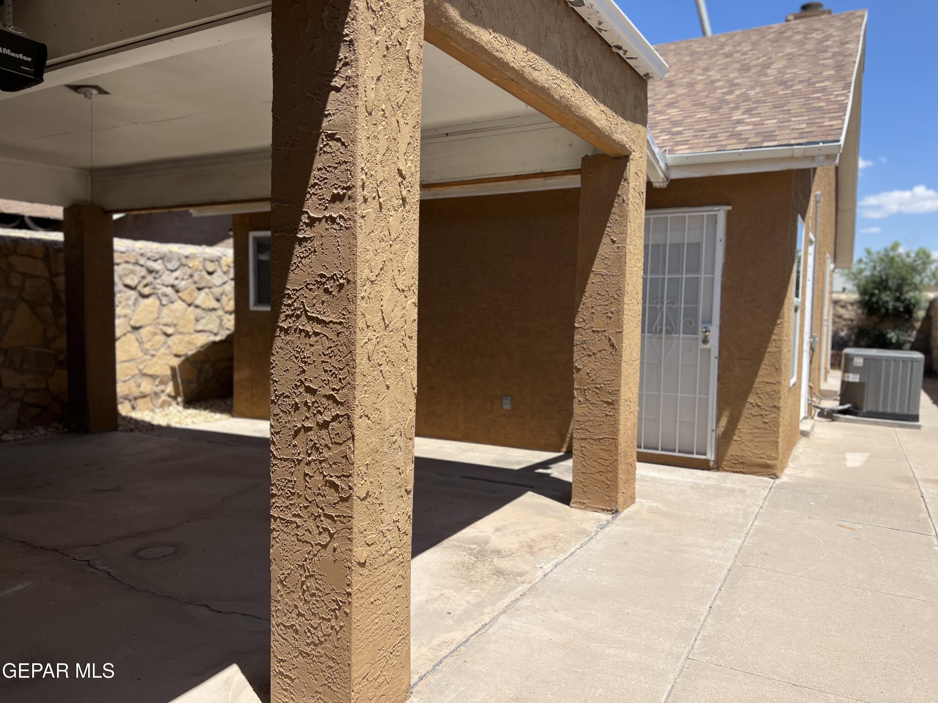 620 Brandywine Road El Paso, TX 79907 - Photo 3 of 29 IMG_7132