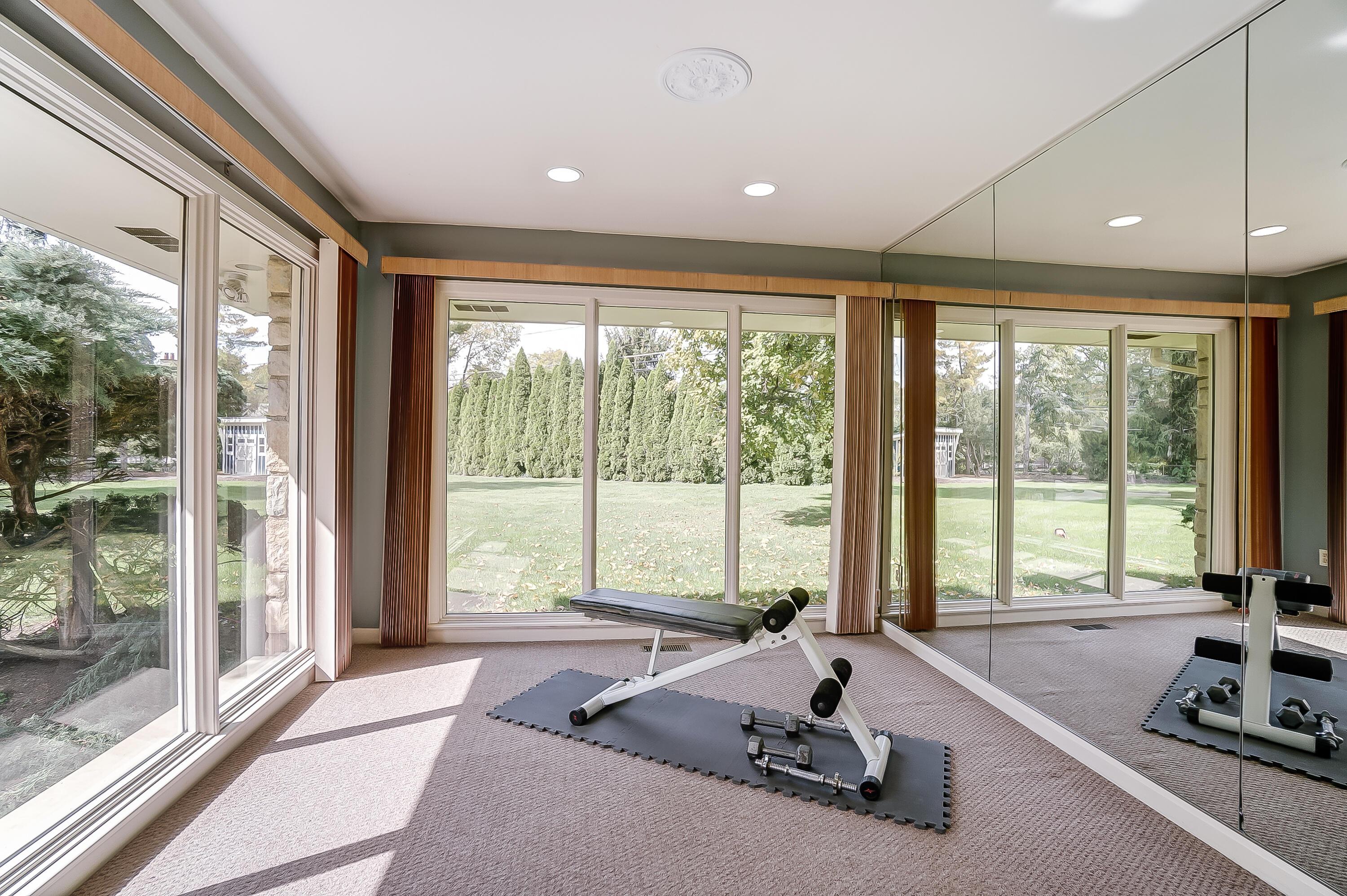 2723 Leeds Road Columbus, OH 43221 - Photo 29 of 50 50042894-052_hq