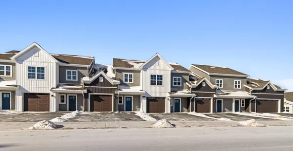 $299,900 | 1675 Reigle Drive, Unit #6, Kewaskum, WI 53040