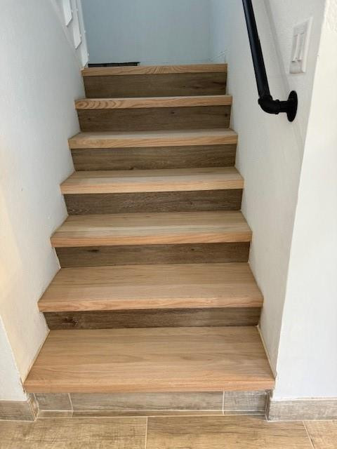 8285 Thames Boulevard Boca Raton, FL 33433 - Photo 15 of 22 STAIRS