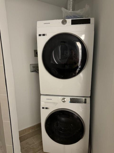 8285 Thames Boulevard Boca Raton, FL 33433 - Photo 20 of 22 WASHER DRYER