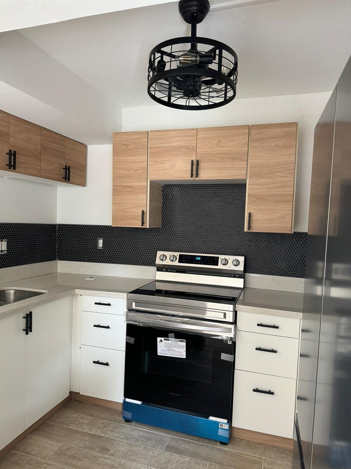 8285 Thames Boulevard Boca Raton, FL 33433 - Photo 2 of 22 Photo 2