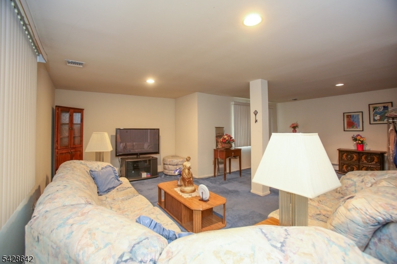 90 Frogtown Road Dover, NJ 07801 - Photo 27 of 32
