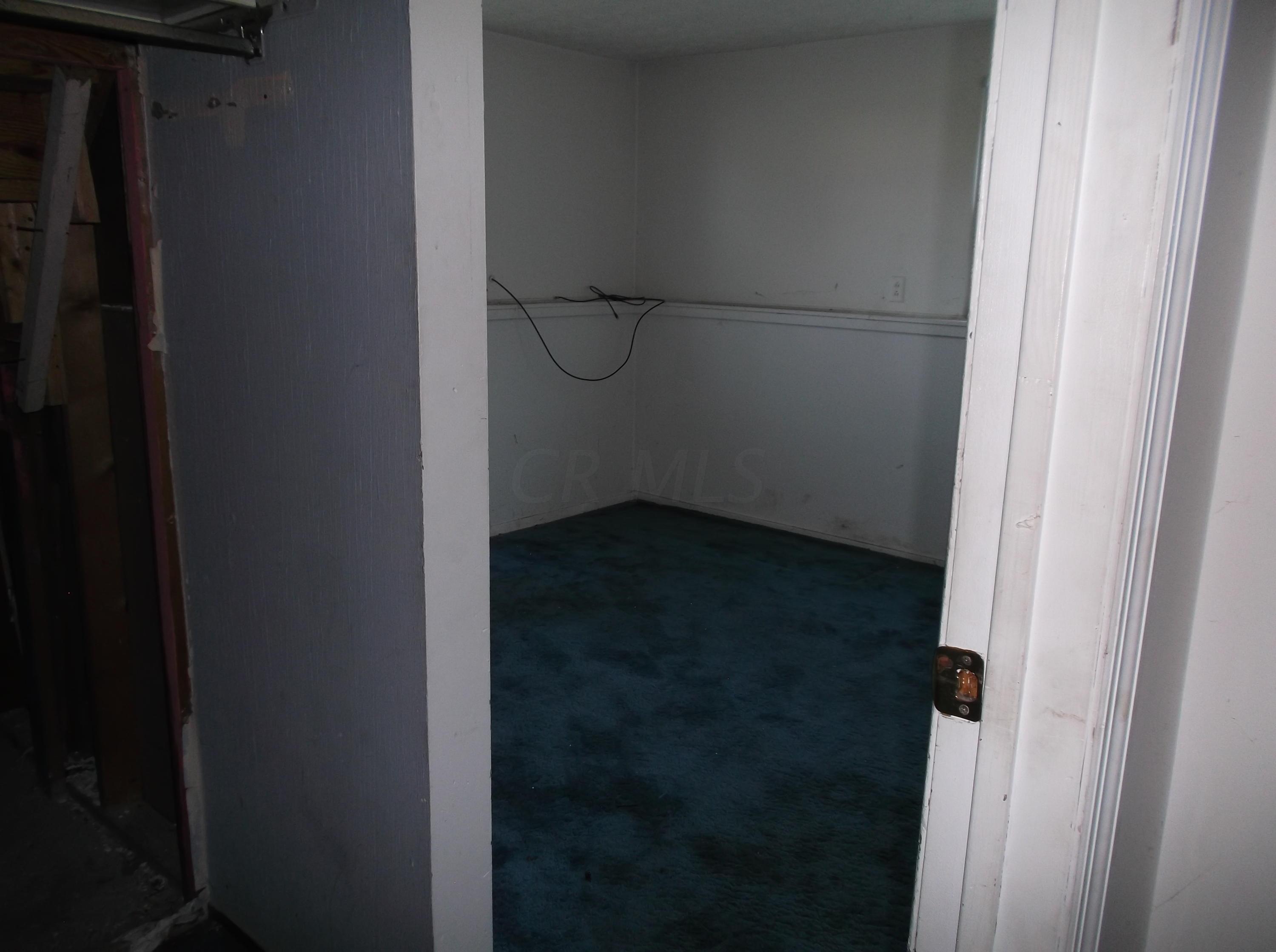 4014 Clabber Road Columbus, OH 43207 - Photo 8 of 13 Gallery Image 8
